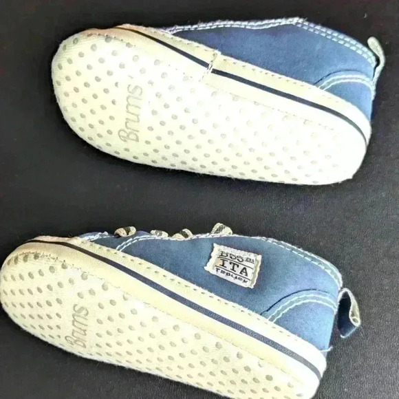 Brums Baby Crib Shoes - BNWOT - Picture 3 of 5